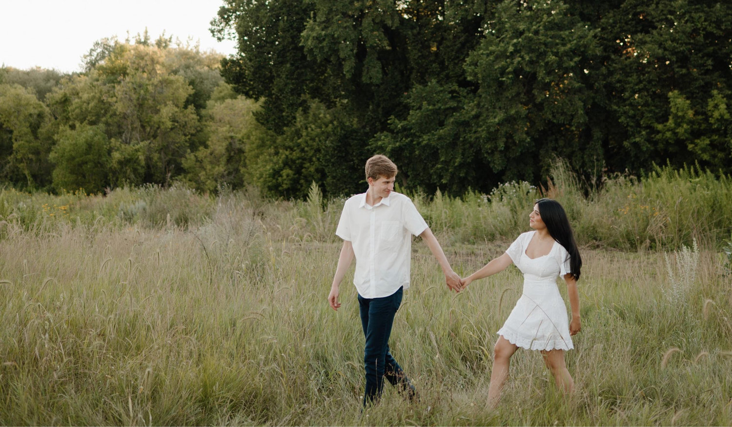 The Wedding Website of Yunni Reyes-Vera and Asa Bowen
