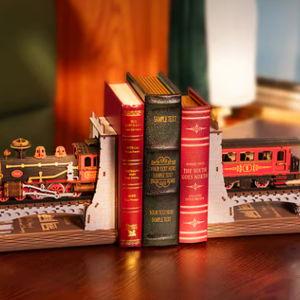Rolife® Wonderland Century Train Book Nook Kit