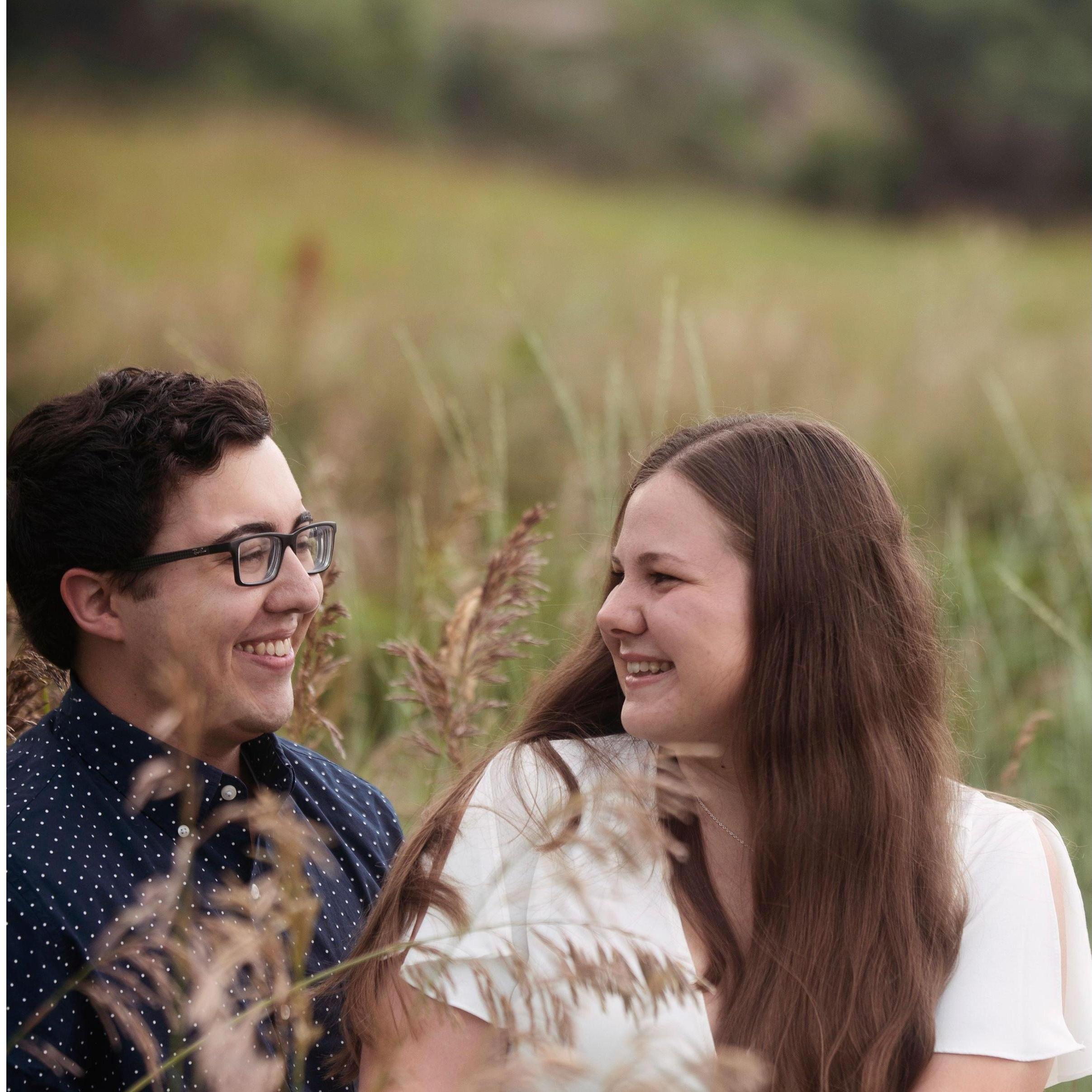 Engagement photo taken by Elyse's father's friend, Lisa at Dogdaze Photography.