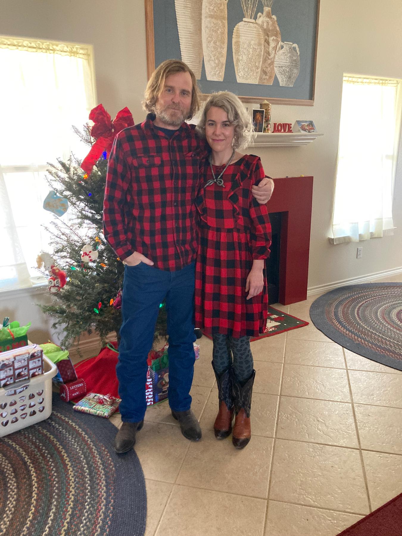 Christmas with the Pate family...yup we meant to dress alike 😂…