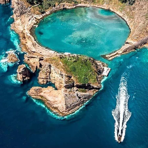 Vila Franca Islet e-Boat Tour