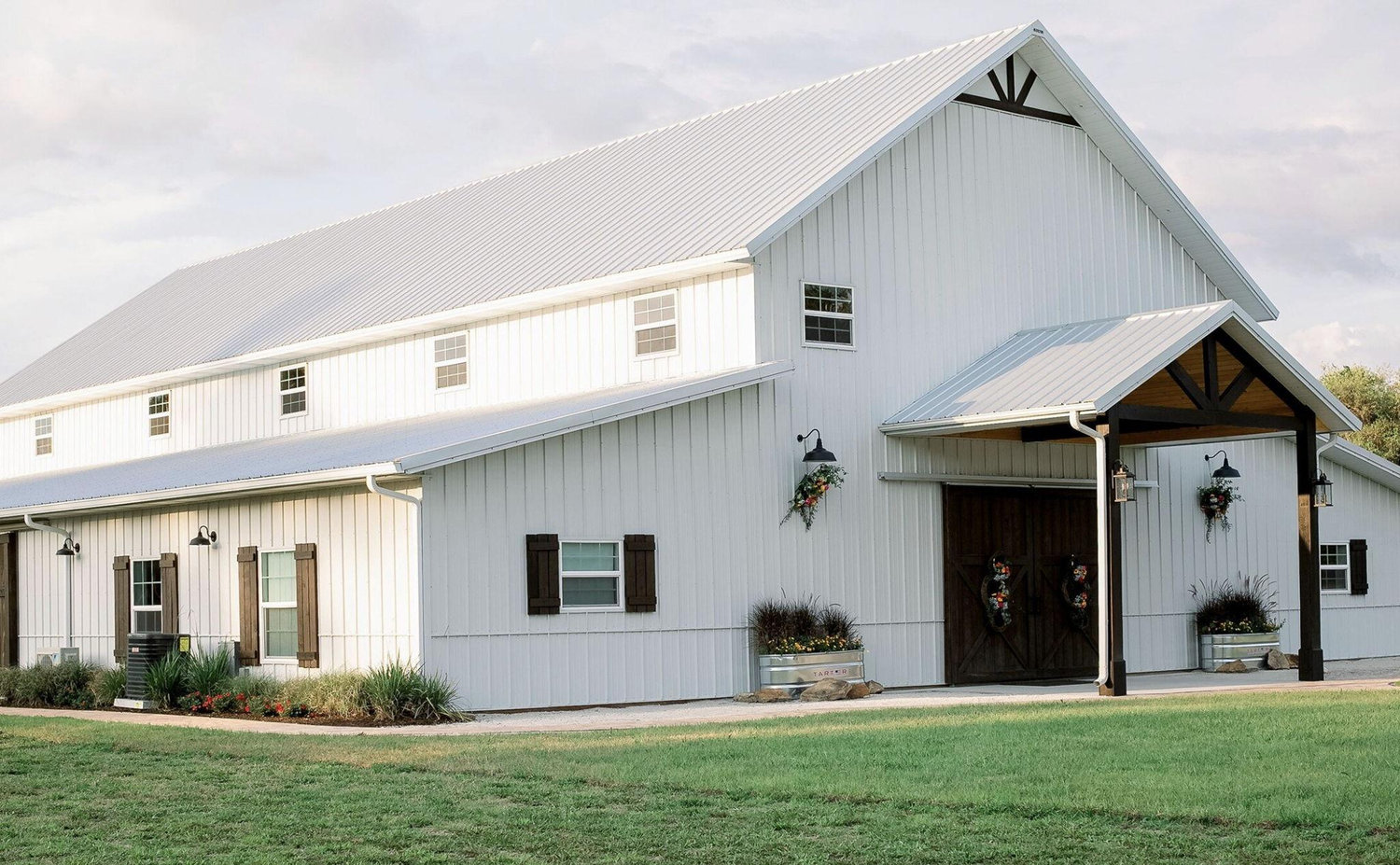 The Wedding Website of Courtney Atkins and Hayden Linde