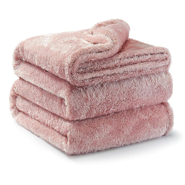 Exclusivo Mezcla Plush Fuzzy Fleece Bed Blanket Queen Size, Super Soft, Fluffy and Warm Blankets，Suitable for All Seasons (Dusty Pink, 90x90 Inches)