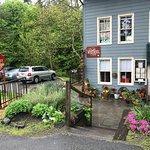 Waterwheel Café, Bakery & Bar