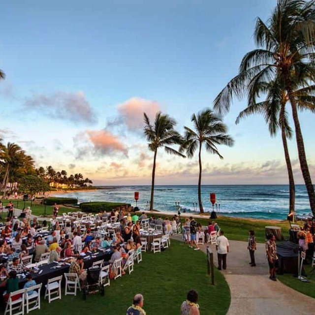 Kauai Luau Dinner Show