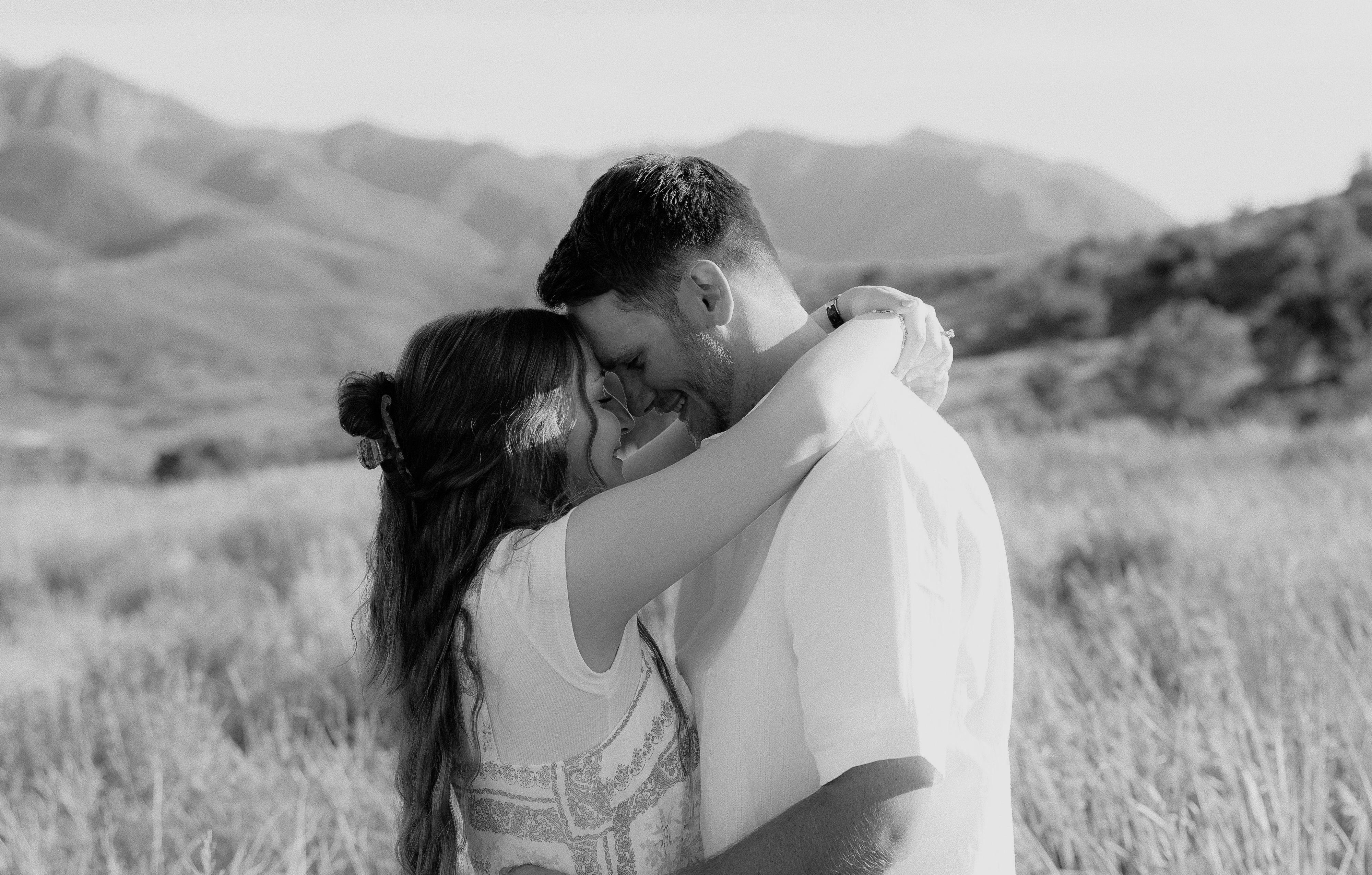 The Wedding Website of Halo Goudeau and Brodie Luneau