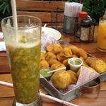 Obelisco Deli