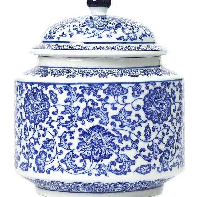 GaLouRo Blue and White Ginger Jar, Chinoiserie Vase, Small Chinoiserie Porcelain for Home Décor, Ginger Jar Vase Decor for Living Room, Shelf, Table, 7.5”H