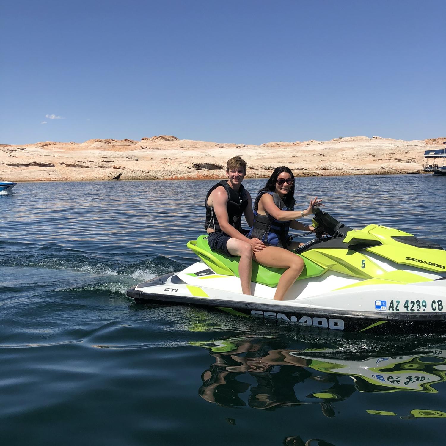 Bailey’s 22nd birthday on Lake Powell