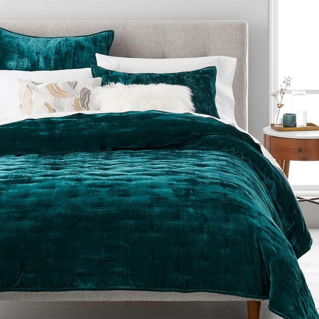 Lush Tack Stitch Quilt, King, Botanical Garden