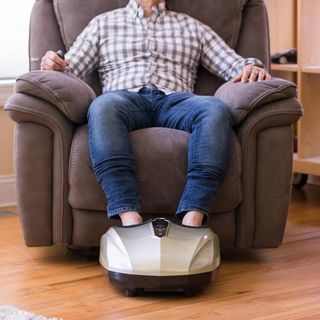 Shiatsu Foot Massager with Kneading & Switchable Heat