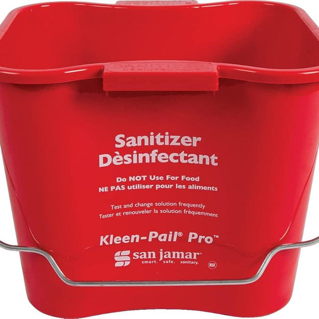 San Jamar Kleen-Pail Pro Sanitizer Pail Cleaning Bucket with Bail Handle for Cleaning, Kitchens, Restaurants, And Janitorial Use, Plastic, 6 Quarts, Red