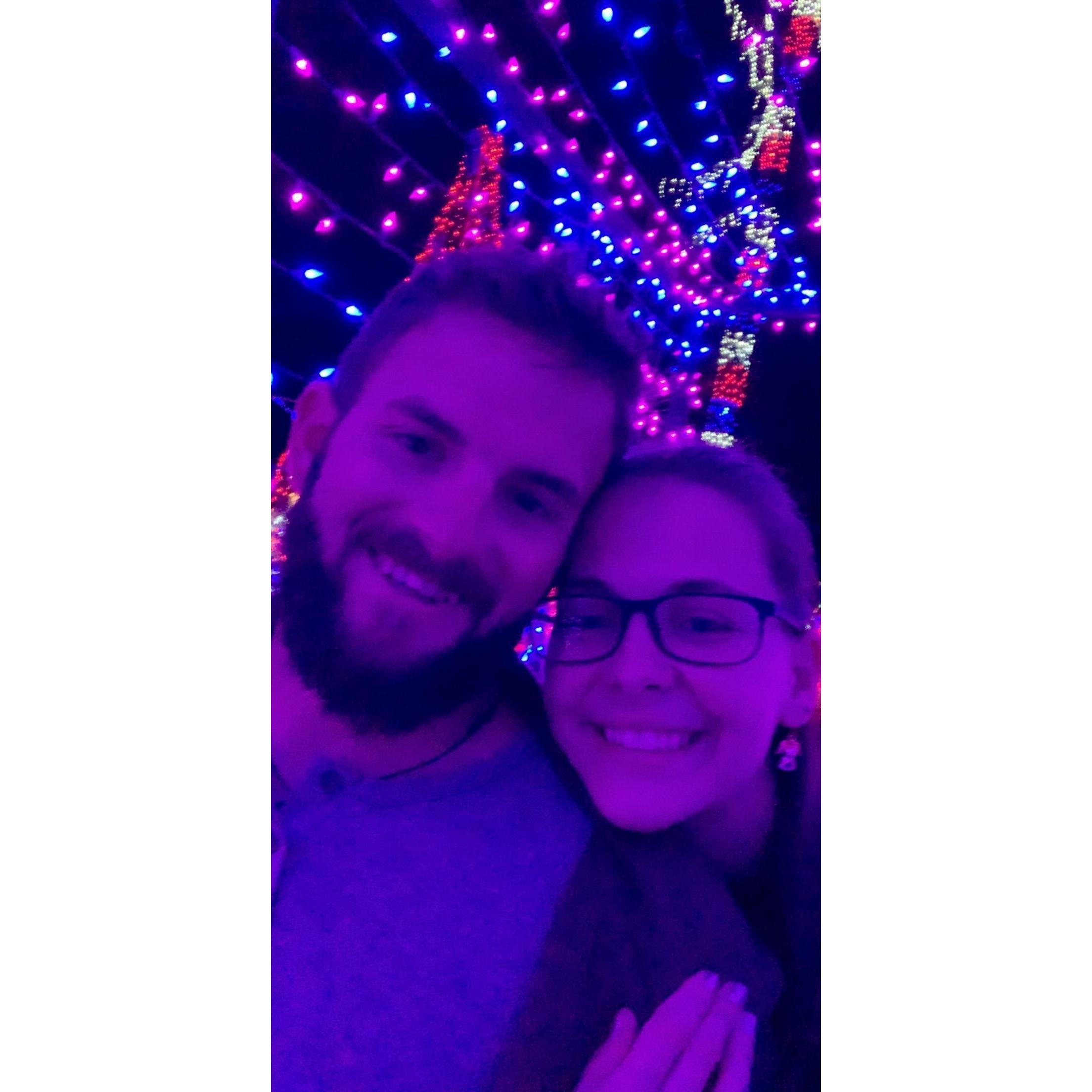 3rd time to see the "Johnson Family Holiday Lights Extravaganza" before I proposed. Dec '19