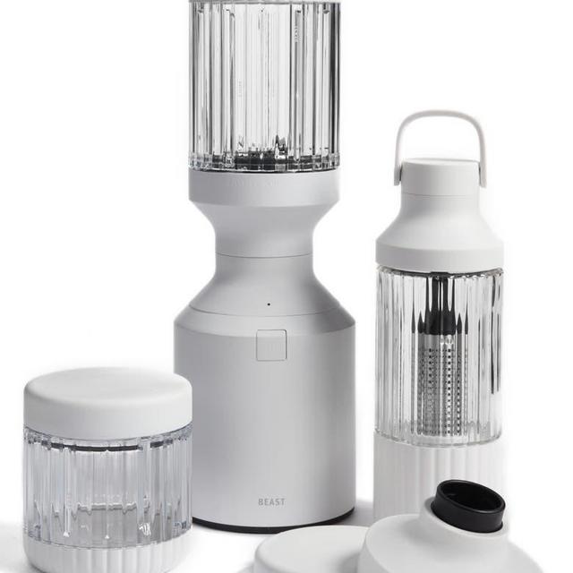 Beast Blender & Hydration System Set - White