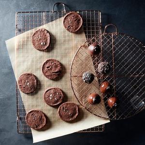 Williams Sonoma Round Cooling Rack