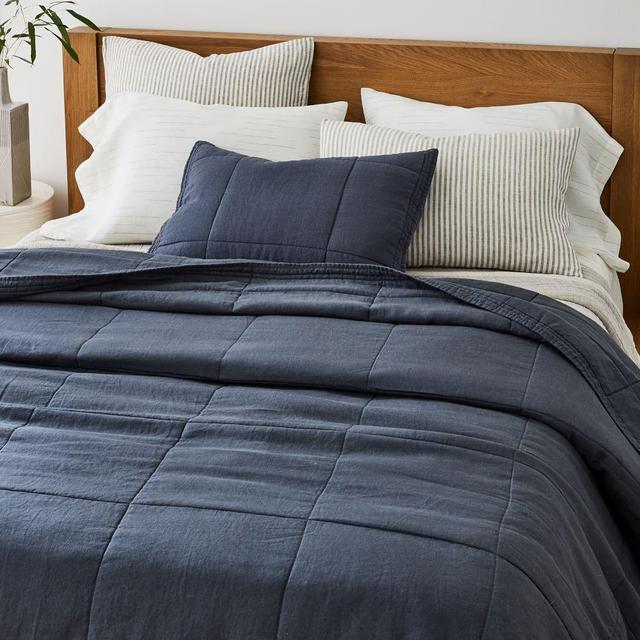 European Flax Linen Box Stitch Quilt, King, Graphite