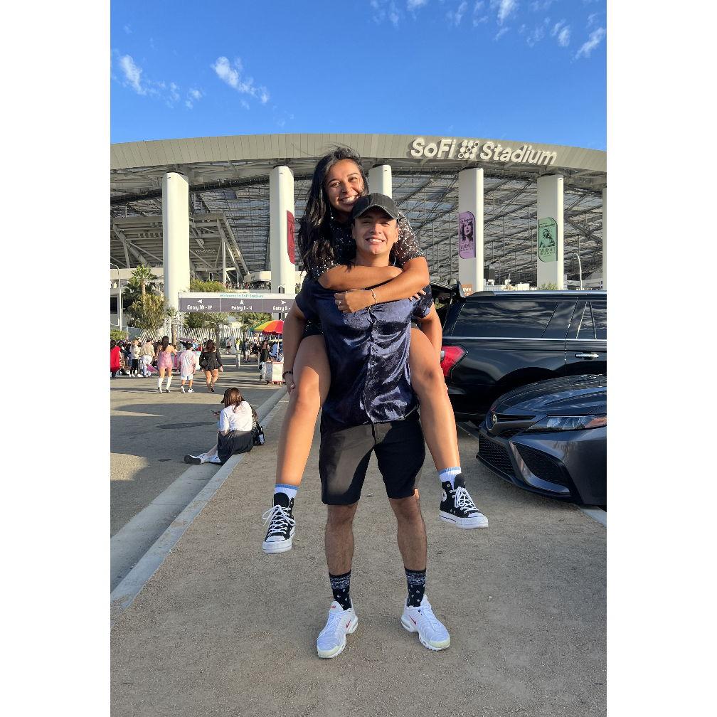 Taylor Swift Eras Tour 2024! This was a last minute decision and we ended up having a VIP suite to watch the iconic Eras Tour at SOFI Stadium
