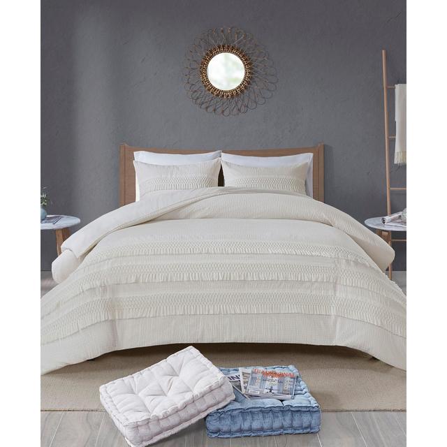 Madison Park Amaya King/California King 3 Piece Cotton Seersucker Duvet Cover Set