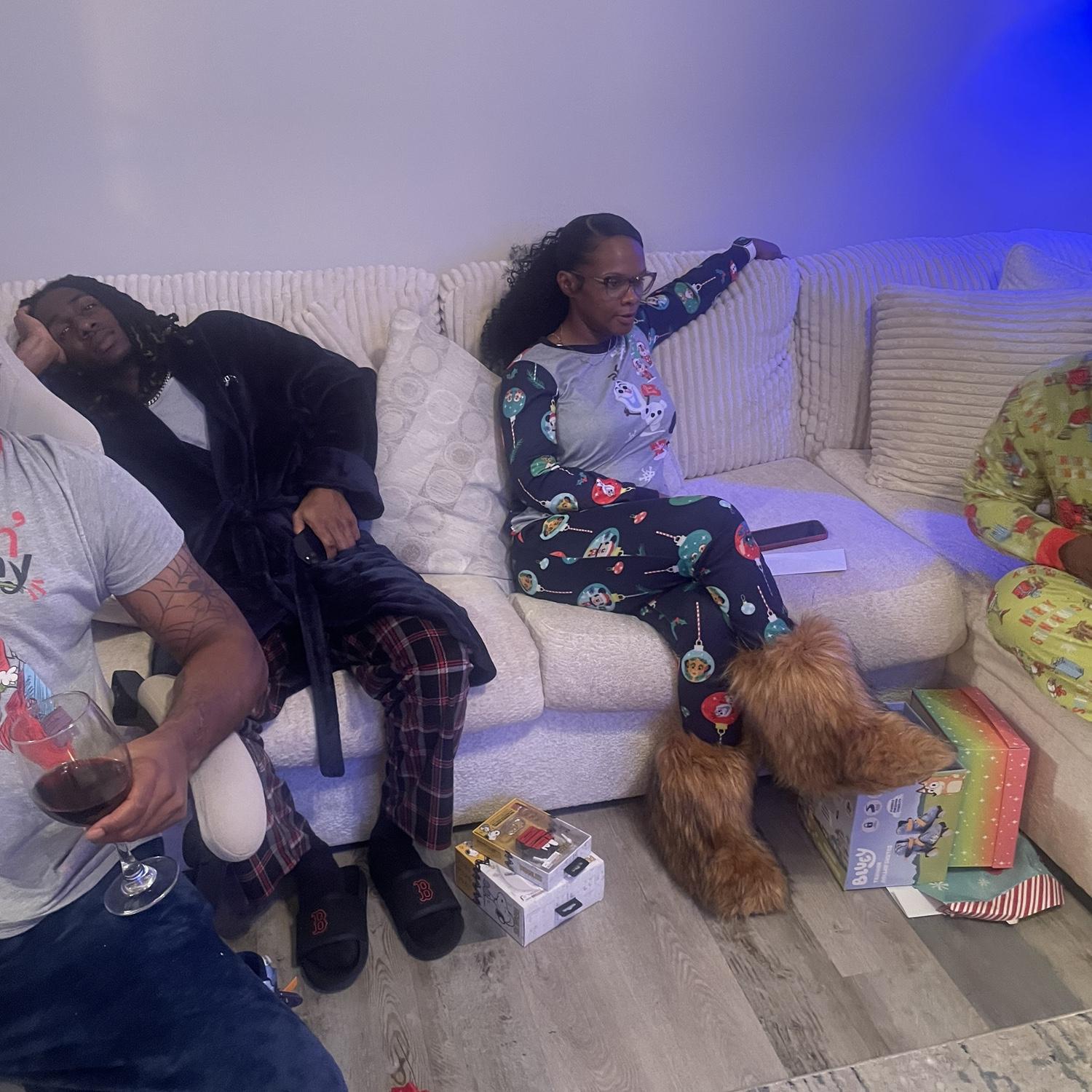 “This was Christmas with the family, after a long day filled with laughter, love, and unforgettable memories. Every smile, every hug, and every laugh reminded me how blessed I am to be part of this amazing family. Days like this fill my heart and make me even more excited for the memories we’ll create together in the future.”
