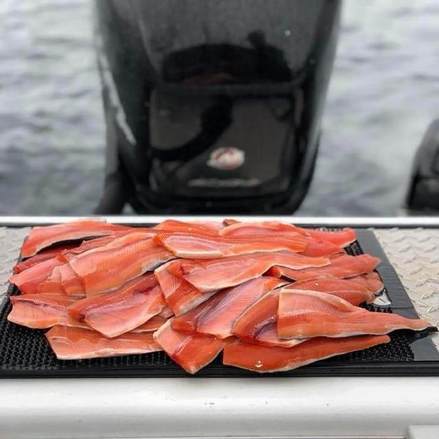 Fillet Away Fish Mat