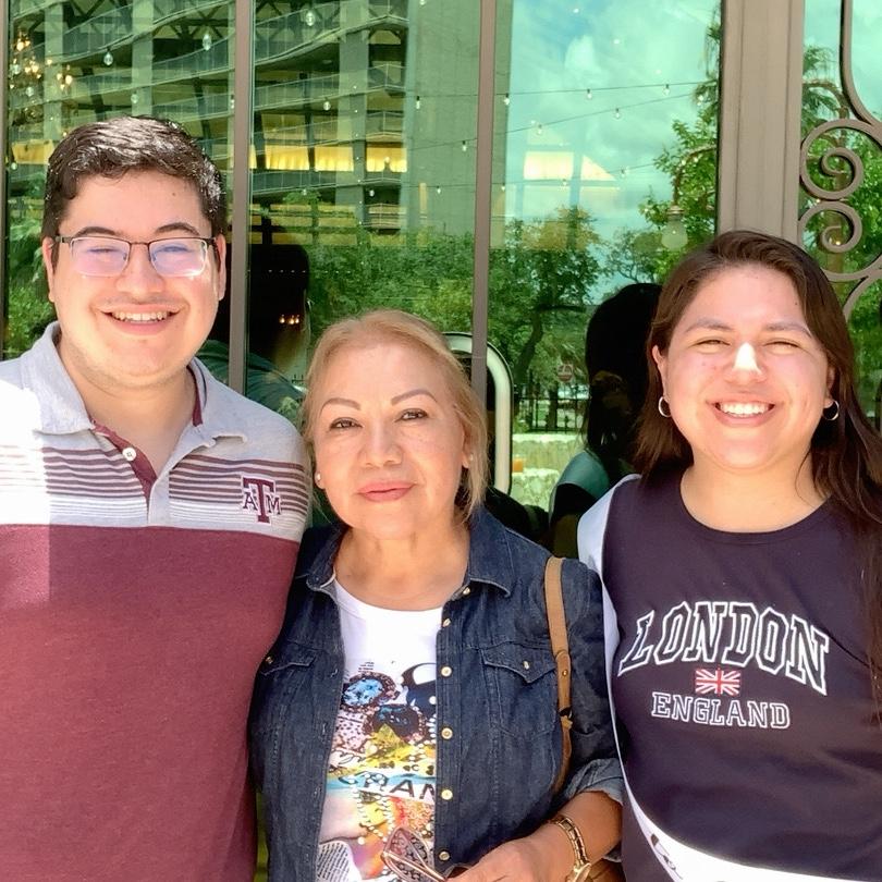 Galveston, Texas | 06.30.2025 | Attending our first bridal show with Miranda’s mom