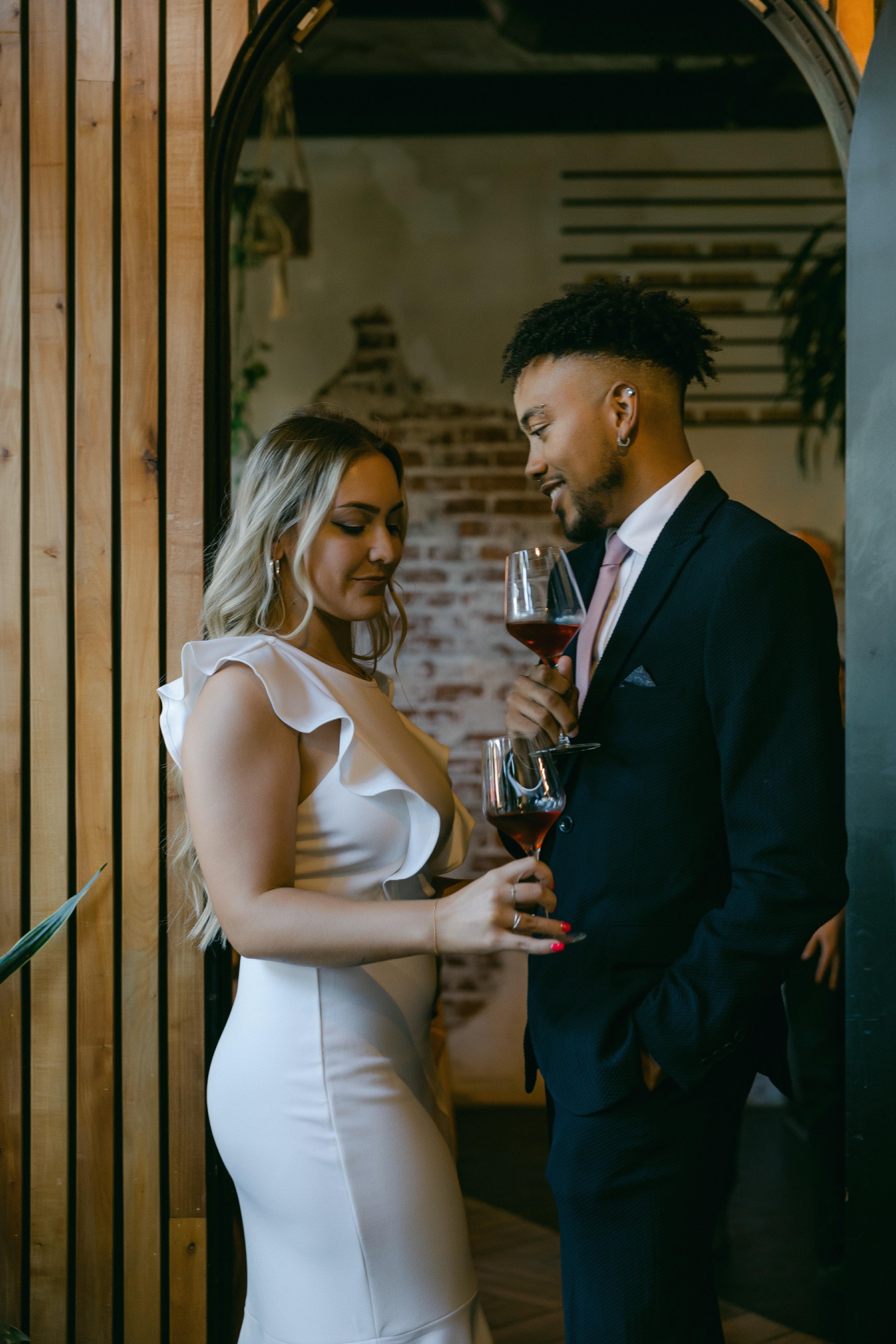 The Wedding Website of Haley Barnhard and DeVon Johnson