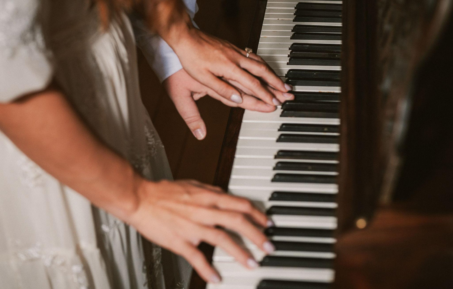 The Wedding Website of Hannah Jeffries and Holden Stamper