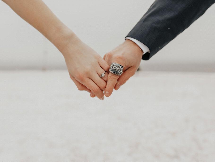 The Wedding Website of Amber Robinson and Landon Robin