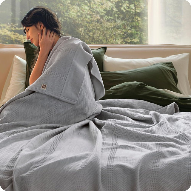 Bedsure 100% Certified Organic Cotton Blanket - King Size, Soft & Breathable Luxury Blankets for Bed, All Seasons Waffle & Herringbone PureWoven Textured Thermal Blanket for Adults, Kids, Grey
