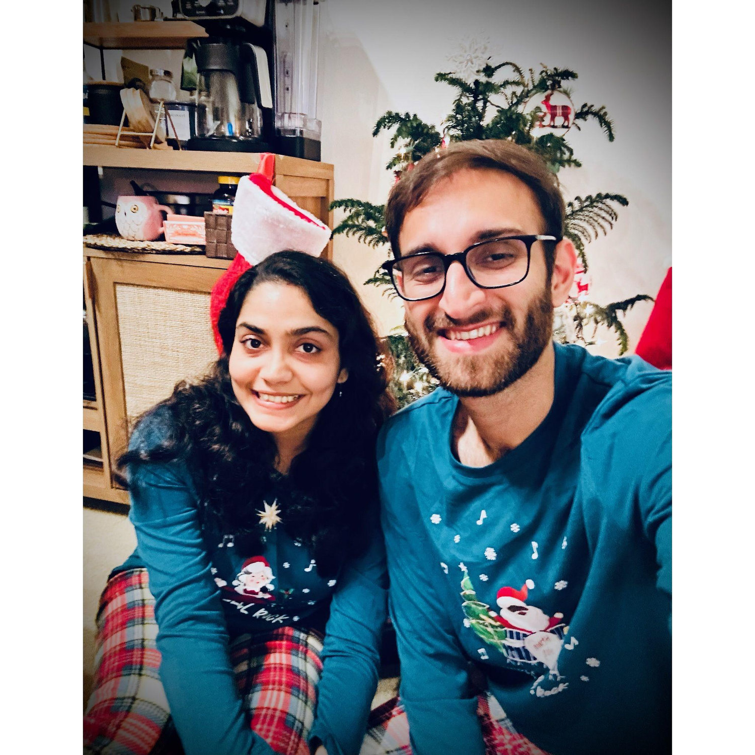 Matching PJs, mismatched personalities 🎄😂