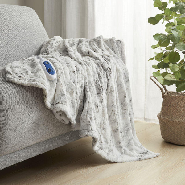 BeautyRest, Zuri Oversized Faux Fur Heated Throw | Zola