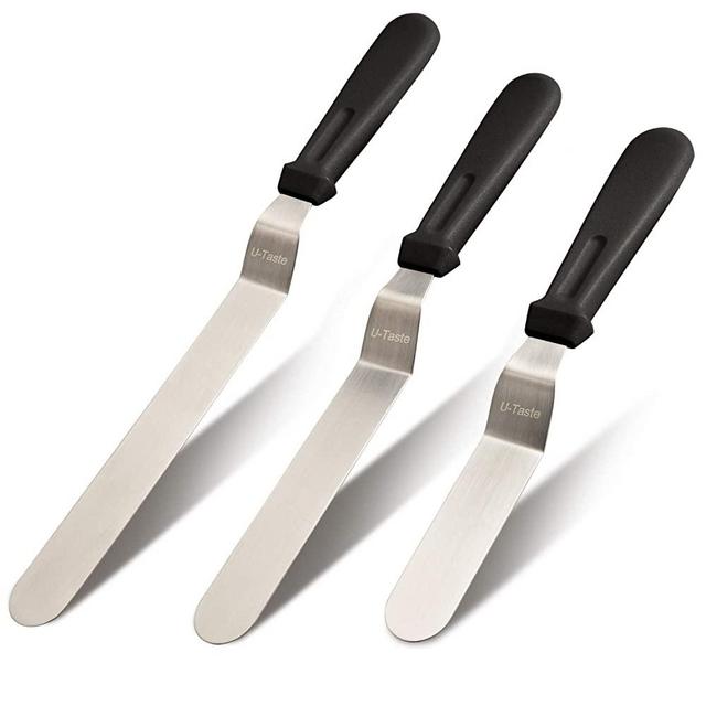 Icing Spatula, U-Taste Offset Spatula Set with 6", 8", 10" Blade, 18/0 Stainless Steel with Premium PP Plastic Handle Angled Cake Decorating Frosting Spatula Set of 3 (Black)