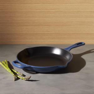 Le Creuset ® Signature 10" Ink Skillet