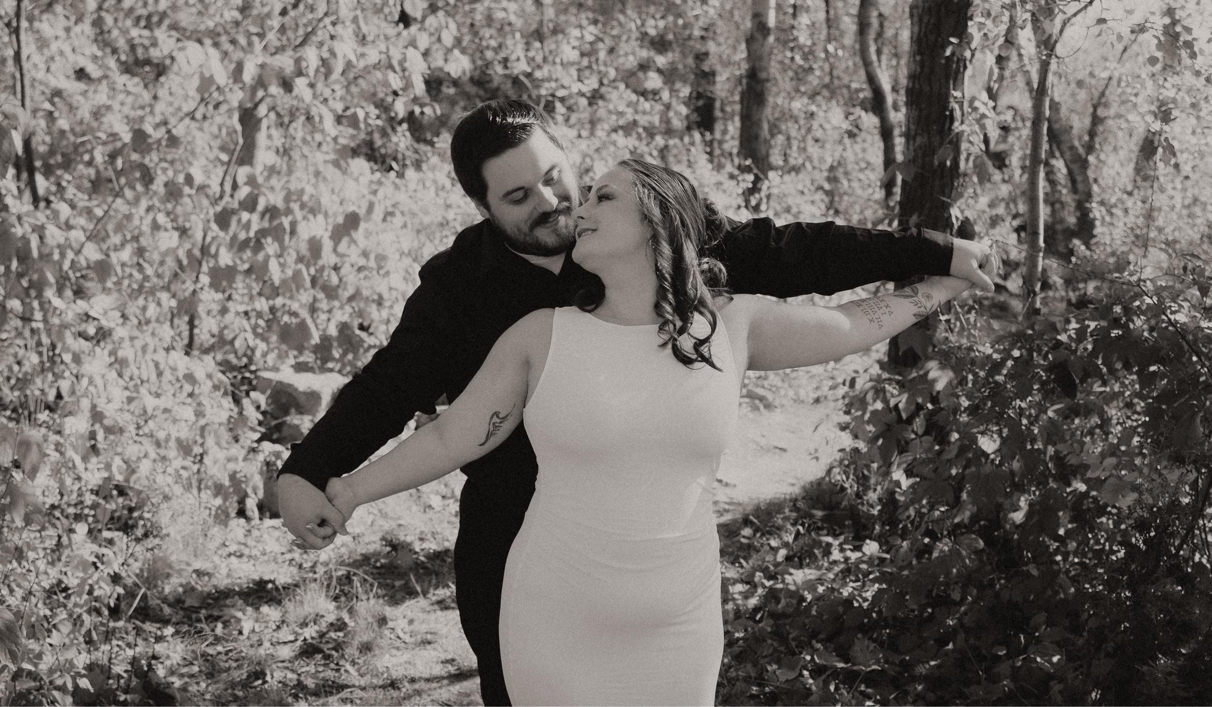 The Wedding Website of Savannah Romanoski and Brady Doran