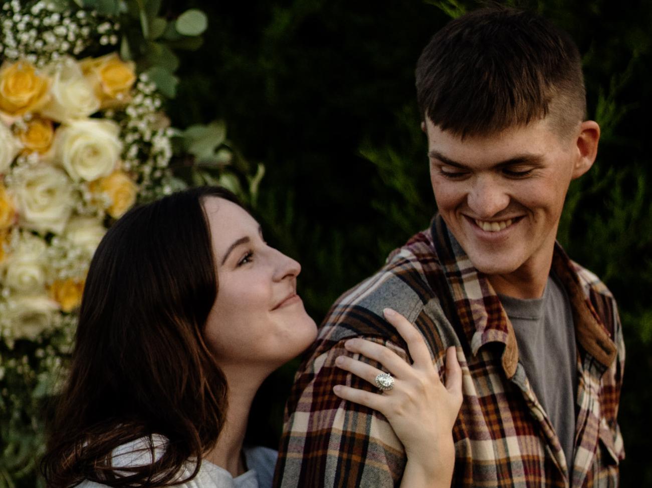 The Wedding Website of Lauren West and Kaleb Damaschke