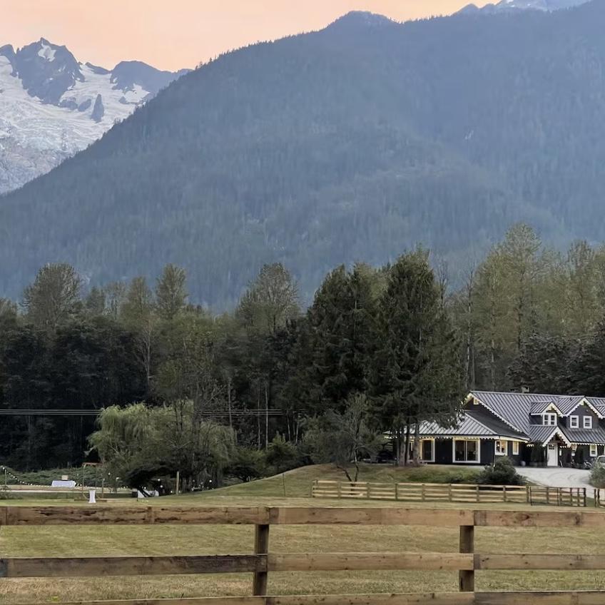 Main house at Glacier Valley Farm