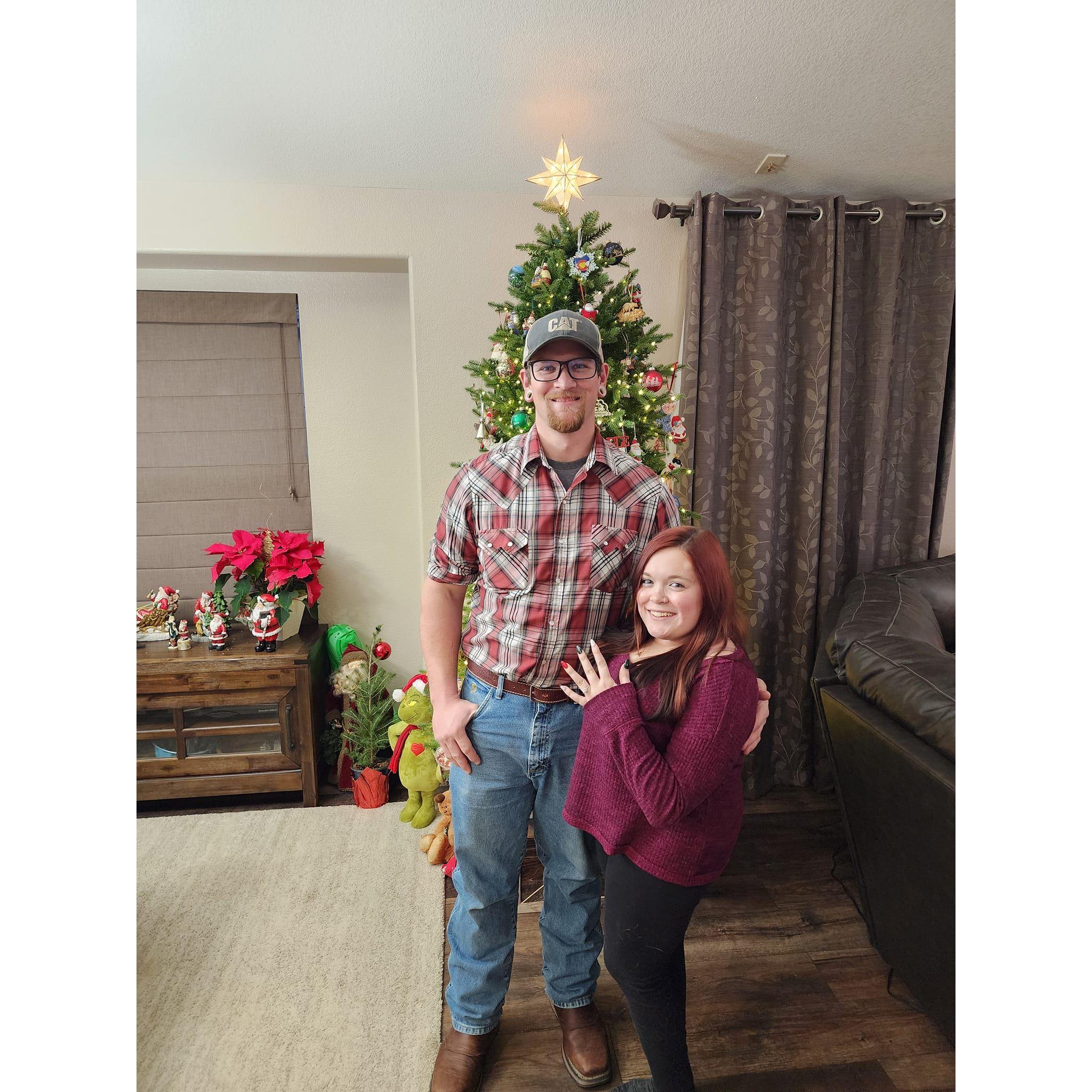 Christmas 2023! Engaged!