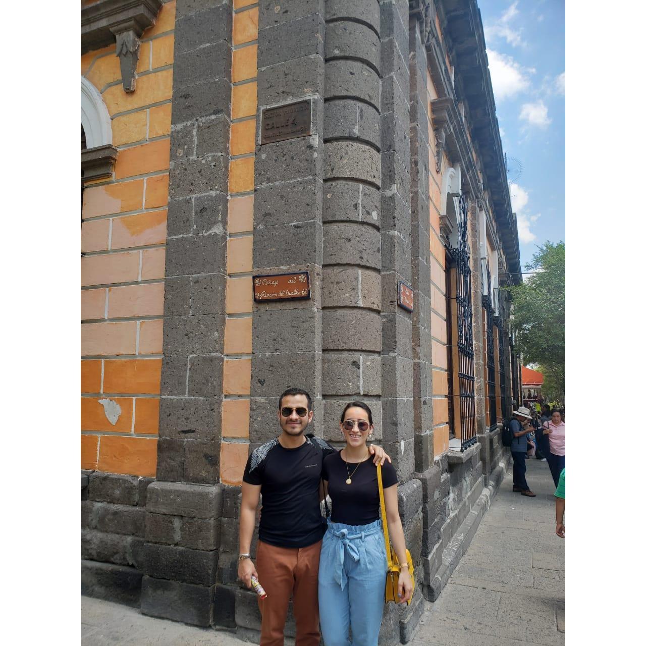 Turisteando en Guadalajara.
Visiting Guadalajara.