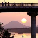 Big Dam Bridge