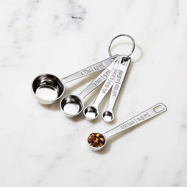 Le Creuset ® 5-Piece Stainless Steel Measuring Spoon Set