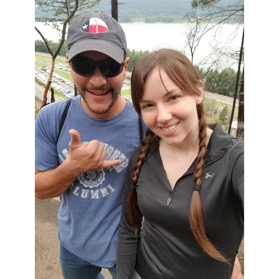 Hiking up the Multnomah Falls trail in Oregon - 2019