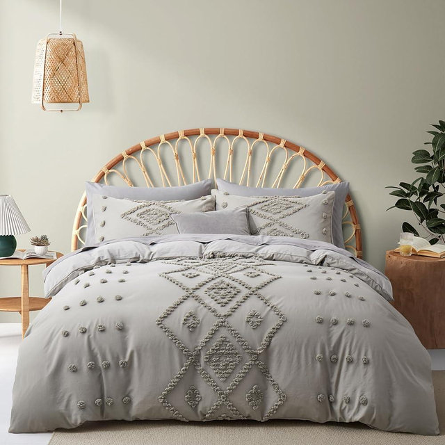 Oli Anderson Tufted Duvet Cover King Size, Soft and Lightweight Duvet Covers Set for All Seasons, 3 Pieces Boho Embroidery Shabby Chic Bedding Set (Light Grey, King, 104''x90'')