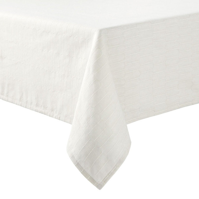 Martha Stewart Honeycomb Modern Farmhouse Tablecloth, Beige, 60"x120"