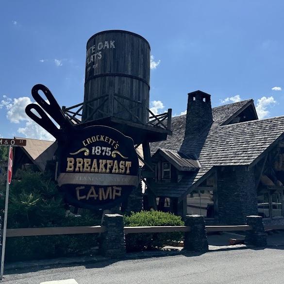 Breakfast at Crockett’s