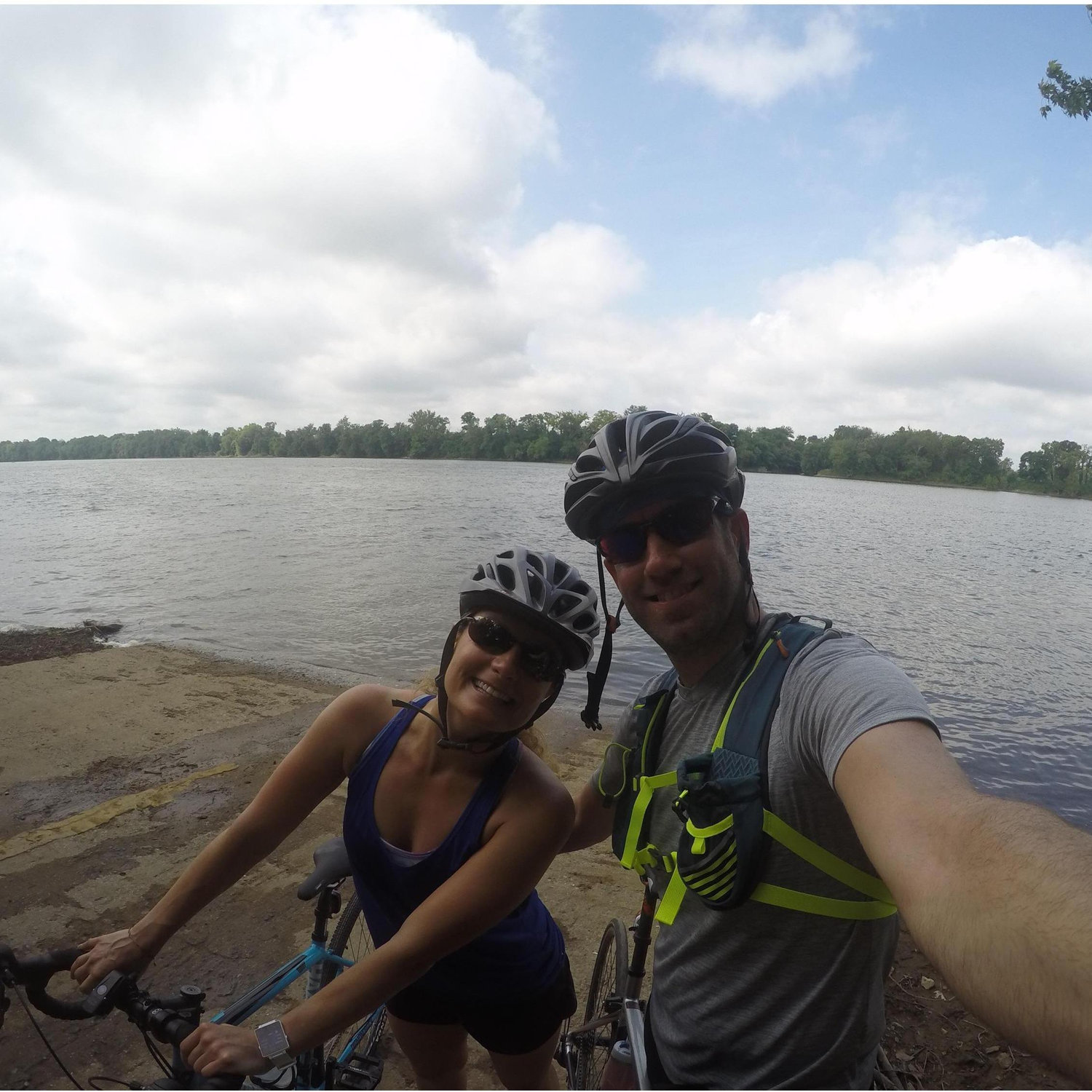 Biking along the Potomac at Whites Ferry, Canal and Sugarloaf Mountain