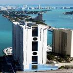 DoubleTree by Hilton Grand Hotel Biscayne Bay