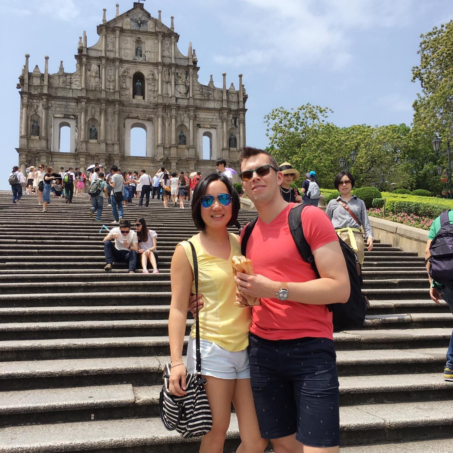 After a freezing cold Christmas / NY in Europe, we hopped on a long flight and made it to Asia again! Oh hello, sunshine!