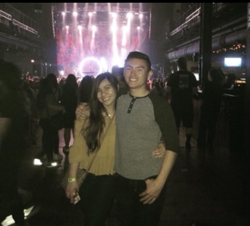 04/17/2017
We went to see one of Kim’s favorite duo, Oh Wonder, in Las Vegas. We got the chance to visit my Kuya MJ and Val who both live there!