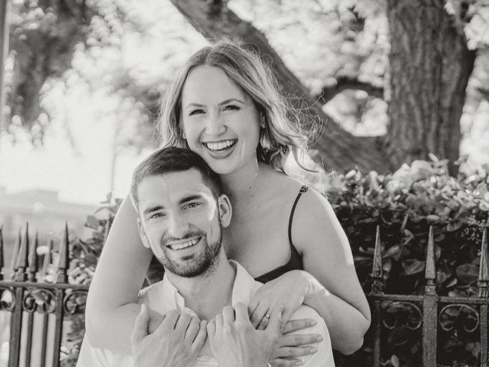 The Wedding Website of Sarah Michaels and Jason Barnes