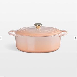 Signature Oval Dutch Oven - Peche, 8 qt.